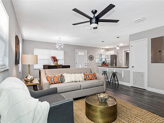 4th image of 4108 W Nassau St