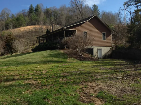 400 Fieldview Way, Canton, NC 28716