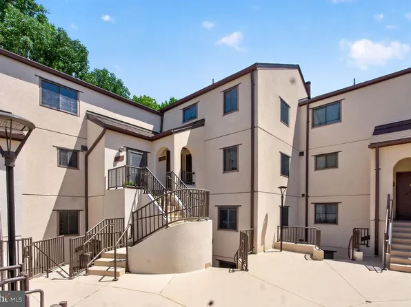 8923 Battery Pl #24, Bethesda, MD 20814