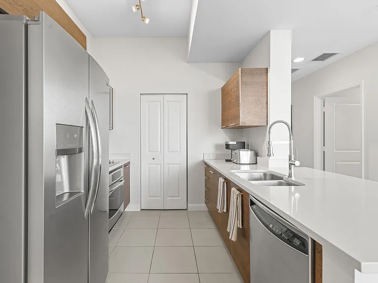 480 Hibiscus St #523 — Photo 4