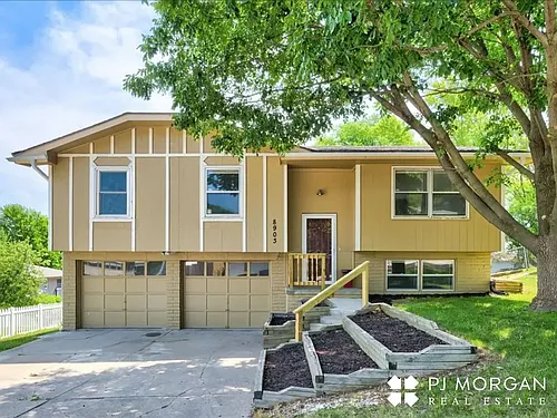 8903 Florence Dr Photo 1