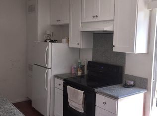 10721 Bloomfield St APT 4, North Hollywood, CA 91602