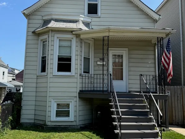 3949 S Artesian Ave, Chicago, IL 60632