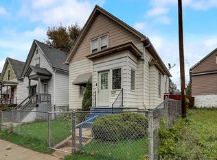 2236 S 22nd St, Milwaukee, WI 53215