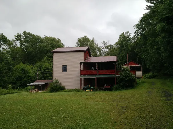 1884 Gorman Rd, Oakland, MD 21550