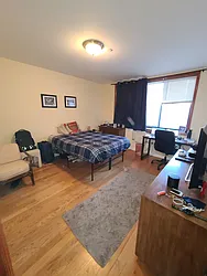 Rented by Bouklis Group