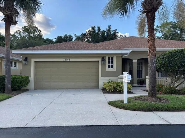 12749 Aston Creek Dr, Tampa, FL 33626