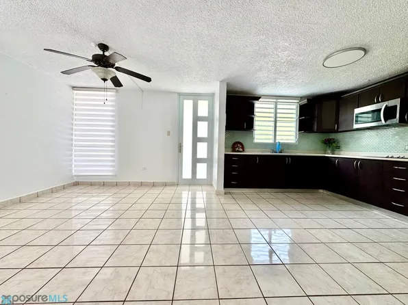24 Urb Miraflores, Bayamon, PR 00957