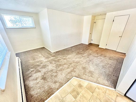 3rd image of 1613 Allison St #1B-1Ba-690Sqft