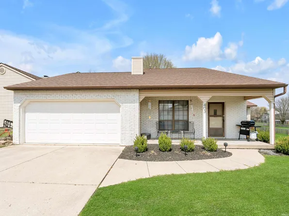 403 Lillian St, Avilla, IN 46710