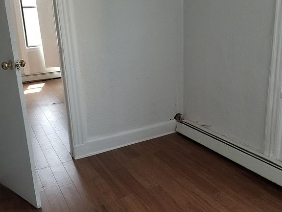 DEN / DINING ROOM / BONUS ROOM