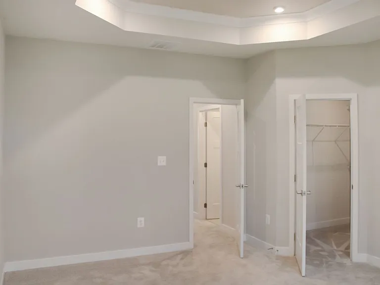 2061 Lockwood Dr — Photo 15