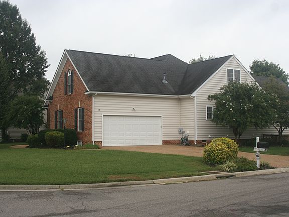 3rd image of 9350 Crestfield Dr