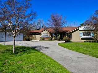 20553 Stagg St, Winnetka, CA 91306