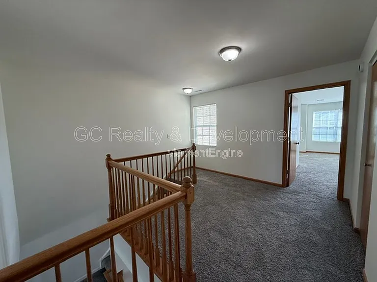 1026 Turin Dr — Photo 9