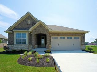 2027 Demoret Ln #VC14, Hamilton, OH 45013