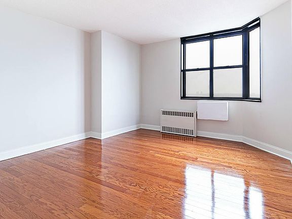 5th image of 3333 Broadway APT D16h