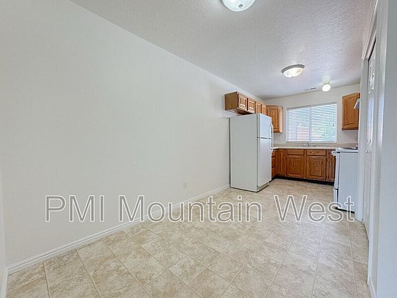 4th image of 49 S 200th St W APT A9