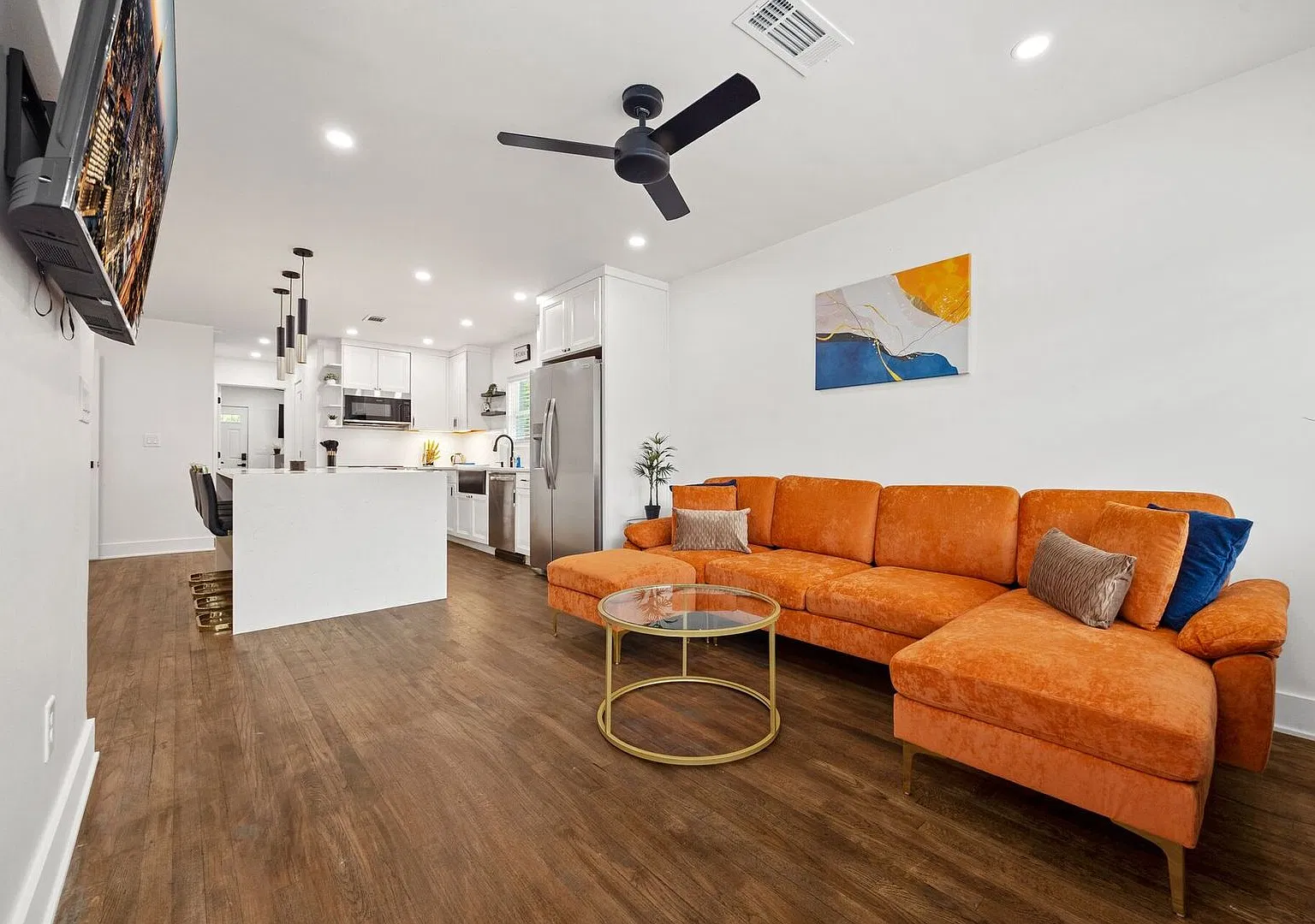 Spacious 5BR Home near Georgia Tech, GWCC & Grady — Photo 4