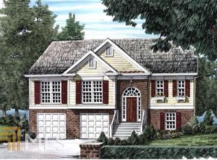 351 Lakecrest Cir SW, Calhoun, GA 30701