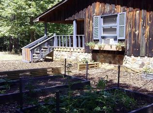 300 Iris Dr, Demorest, GA 30535