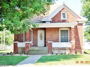 1706 Main St, Higginsville, MO 64037