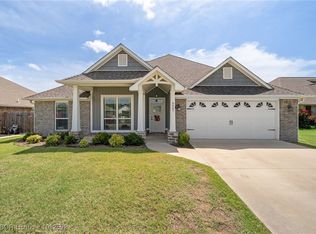 9007 Hawthorne Ln, Fort Smith, AR 72908