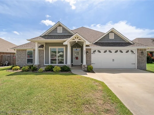 9007 Hawthorne Ln, Fort Smith, AR 72908