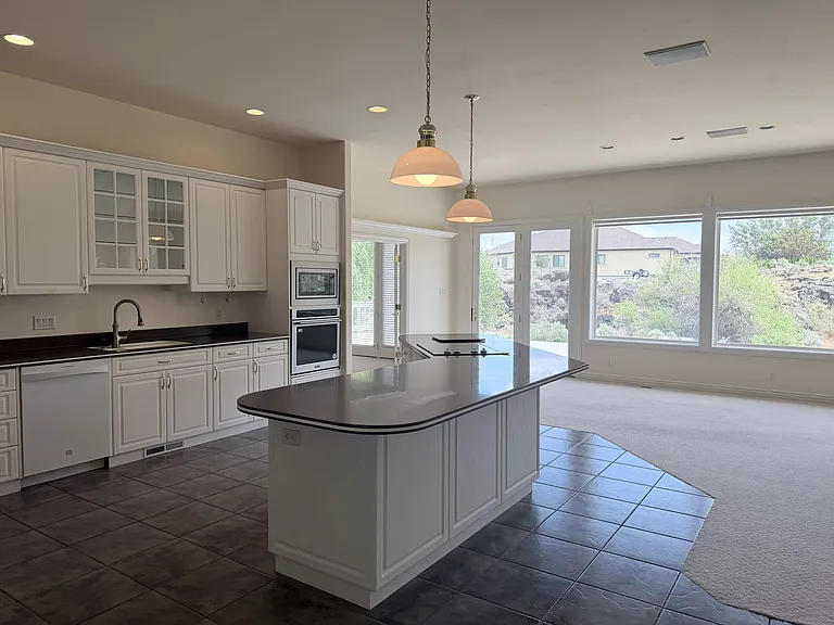 Hidden Lakes Dr — Photo 10