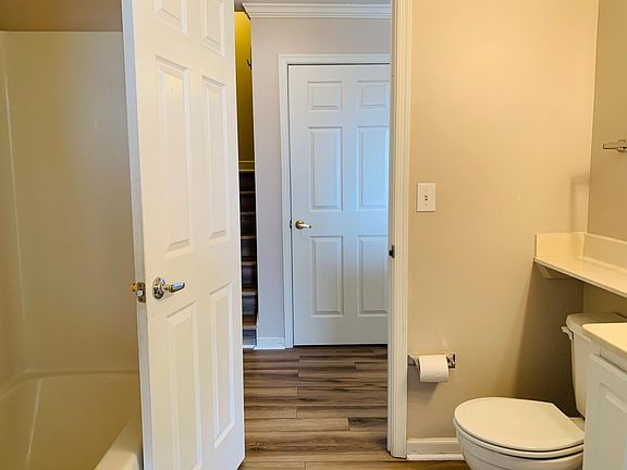 5th image of 215 S Knollwood Dr Suite 4302