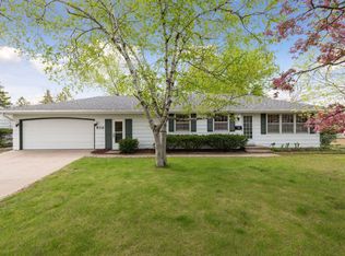 8332 Ewing Rd S, Minneapolis, MN 55431