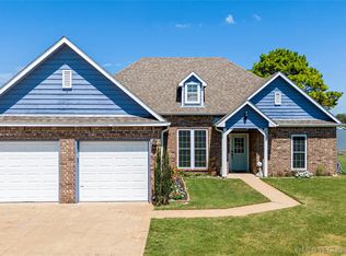 9835 E Tall Pine Ln, Claremore, OK 74017