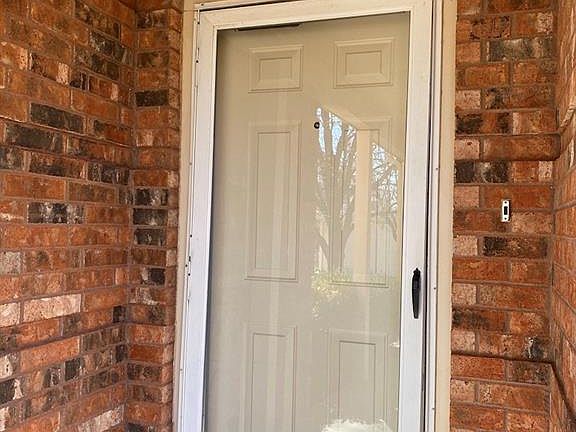 4th image of 203 Mesa Springs Cir