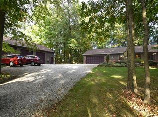 4343 Courter Rd, Pataskala, OH 43062