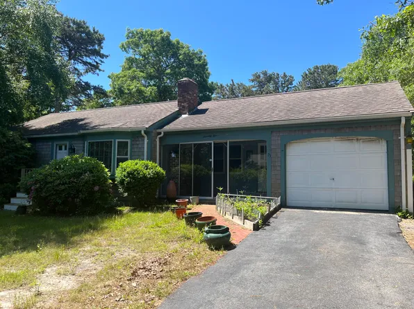 75 Beverly Road, West Yarmouth, MA 02673