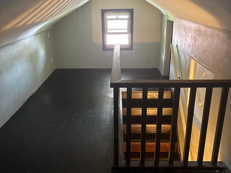 4009 Fulton Ave — Photo 10
