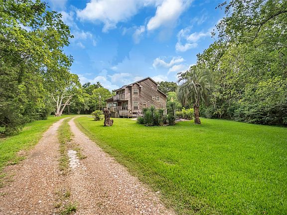 3rd image of 1355 County Road 145
