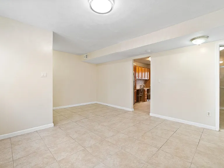 36 Crossgate Rd #1 — Photo 10
