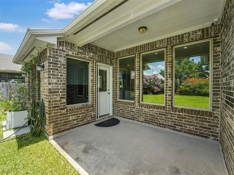 10919 Walts Run Ln — Photo 46