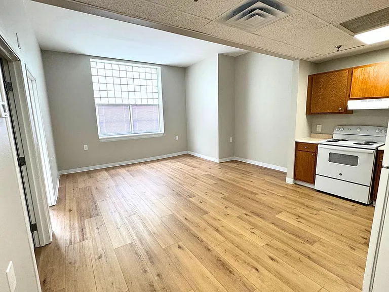 Comfortable Living at Blume Lofts, Wapakoneta — Photo 31