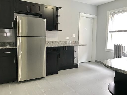 2nd image of 7738 N Ashland Ave APT 1G