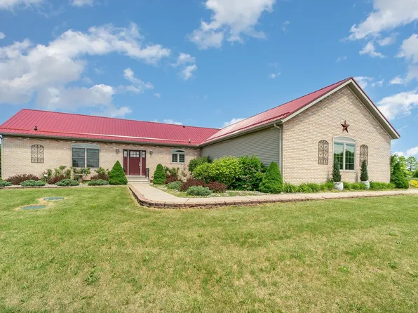 565 E Shaffer Rd, Hope, MI 48628