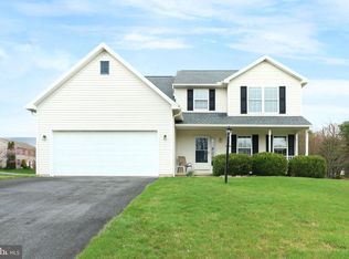 200 Doubletree Pl, Port Matilda, PA 16870