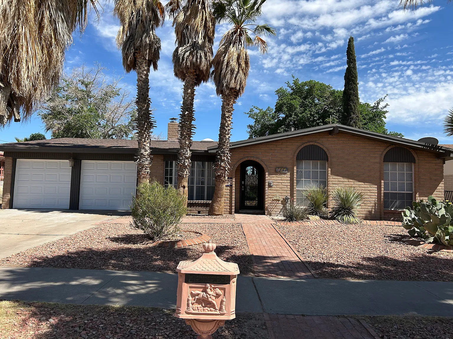 4 bed, 1850 sqft, $1,995 — Photo 4