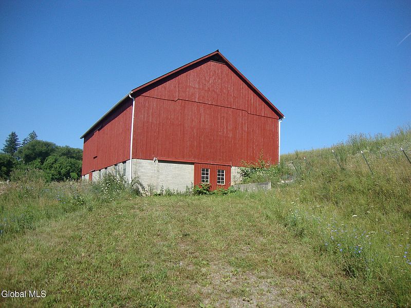 4th image of 455 Argersinger Road