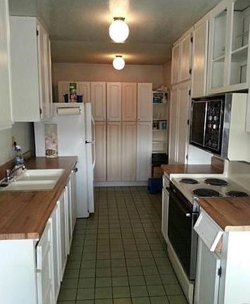 3rd image of 2386 E Del Mar Blvd Unit 305