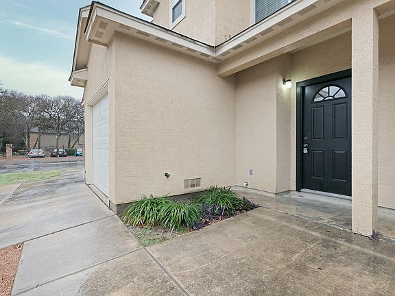 2nd image of 7803 Kingsbury Way Unit 1