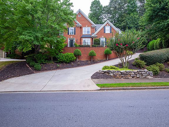2nd image of 3015 Leeds Garden Ln