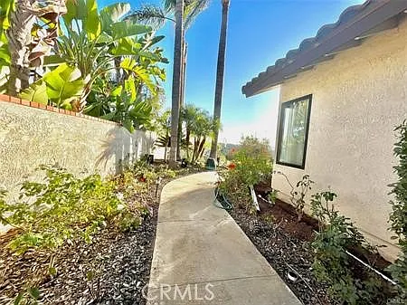 4 Los Coyotes Dr — Photo 10