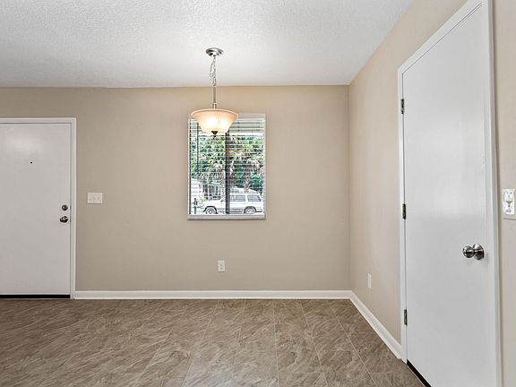 3rd image of 7654 Club Duclay Dr